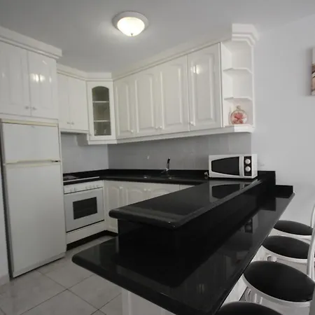 Apartamentos Isla Tenerife Sur (Adults Only) *